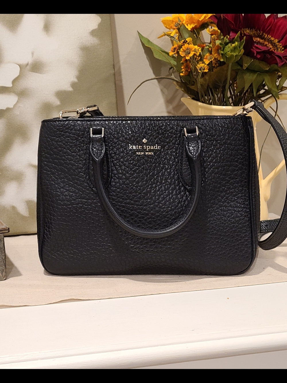 EUC Kate Spade Black Leighton Small Pebbled Leather Satchel Crossbody